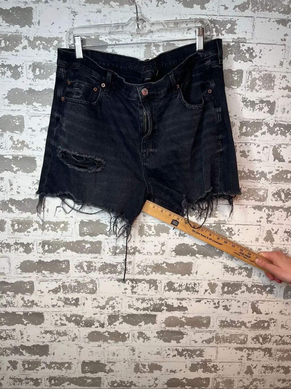 American Eagle | women black distressed relaxed short